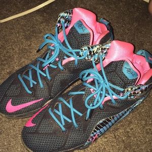 black/ pink blue lagoon lebrons